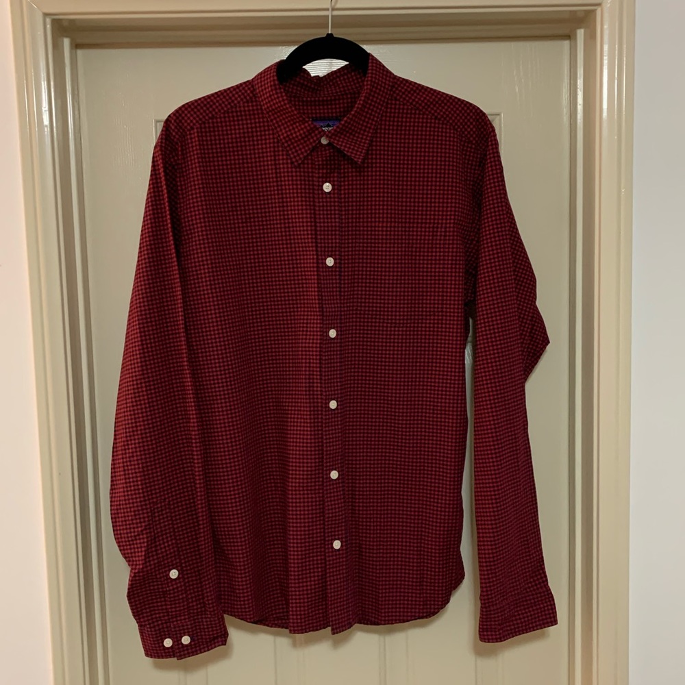 MEN’S PATAGONIA BUTTON-UP SHIRT